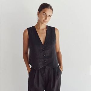 DISSH Banks Vest- Black Linen